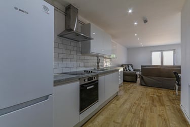 5 bed house, Miskin Street, Cathays, Cardiff, CF244AS - Image 4